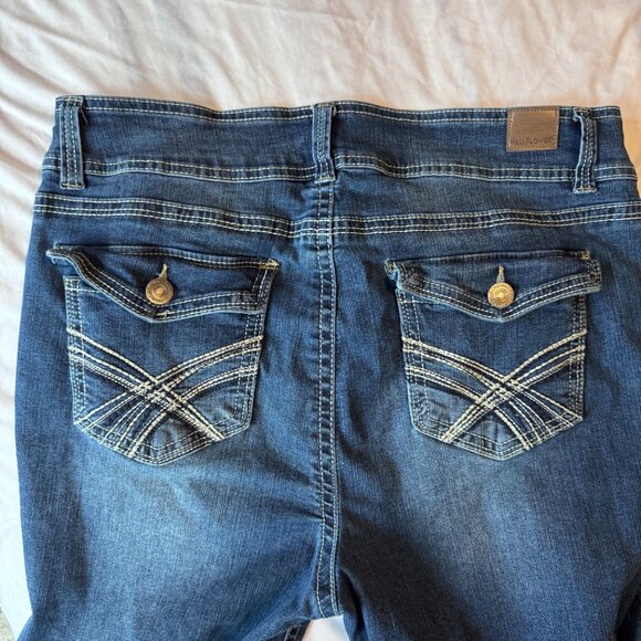 Wallflower Luscious Curvy Fit Bootcut Size 14 Plus Long EUC - Picture 3 of 8